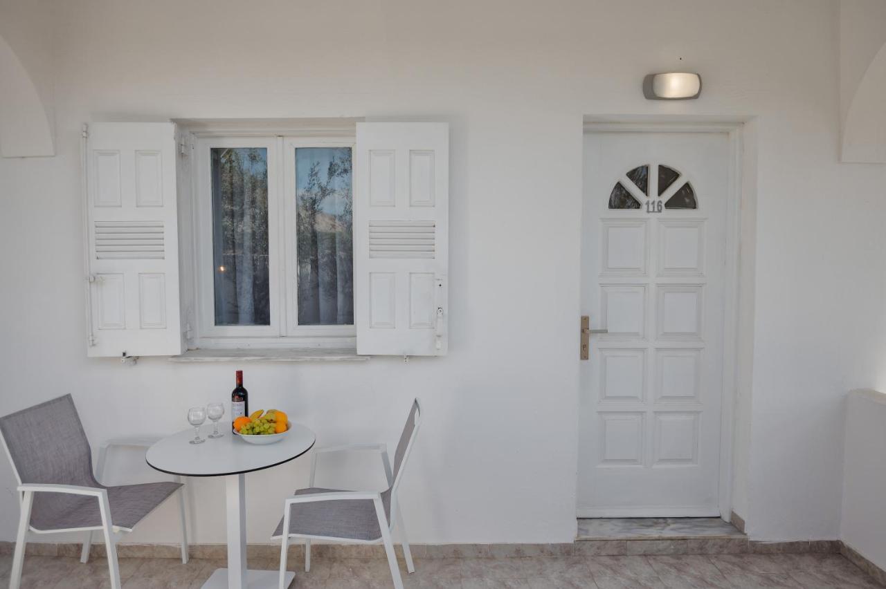 Aspro Phos Santorini Hotel Perissa  Esterno foto